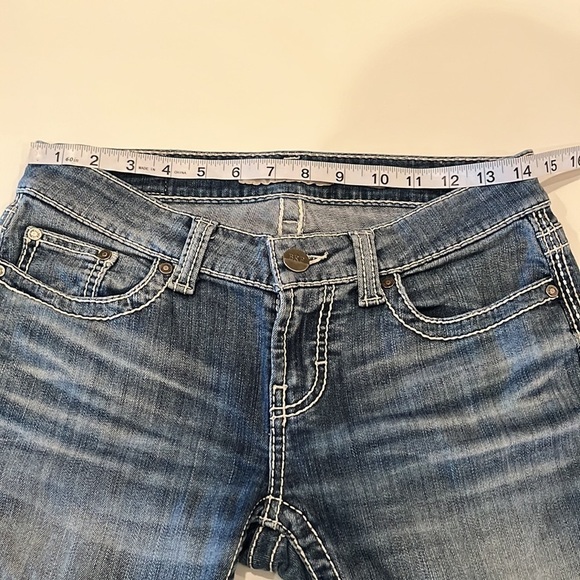 BKE Denim Sabrina Low Rise Capri Size 26 - Picture 4 of 16